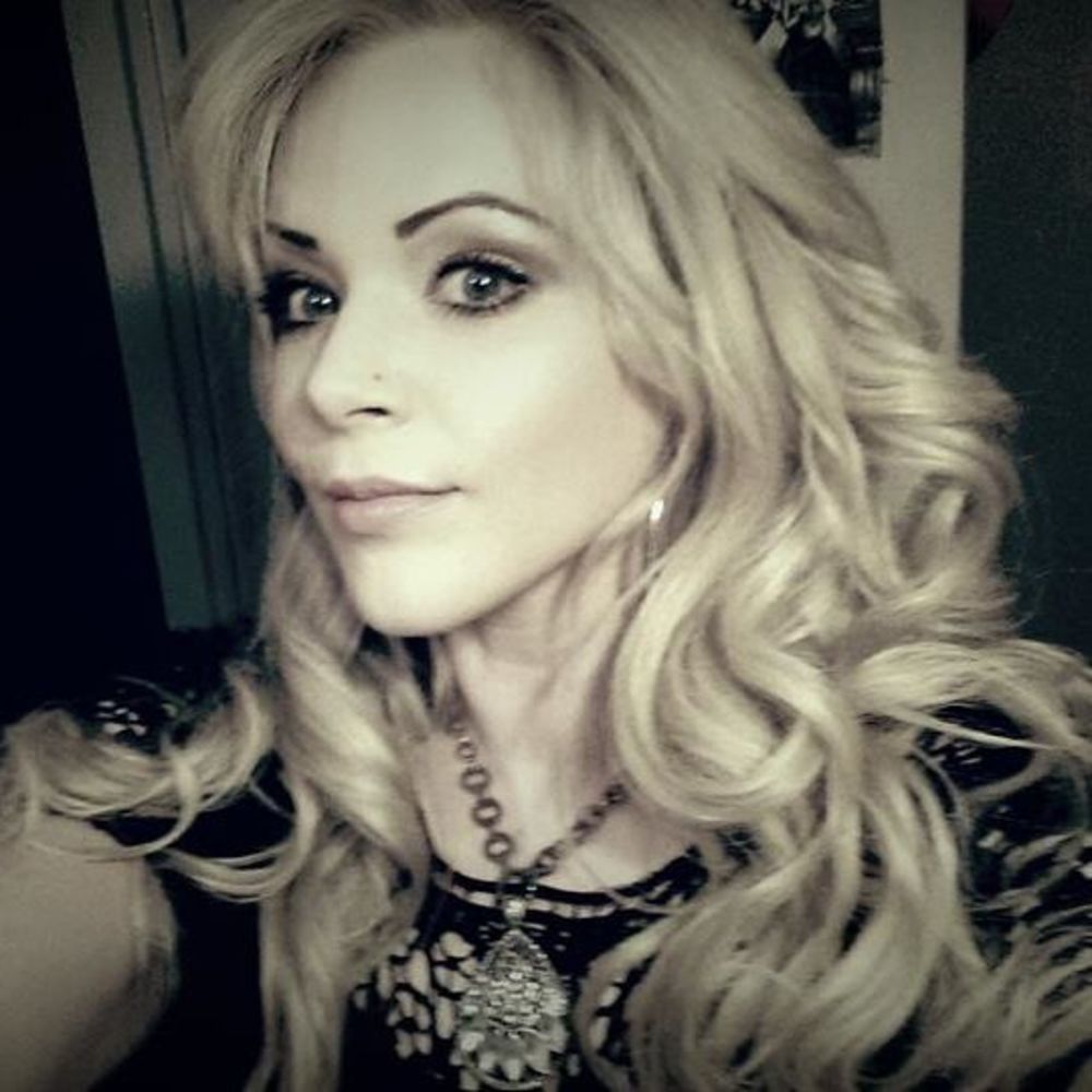 Meet your Posher, Alexandria